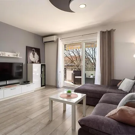 Apartment Dinora Porec